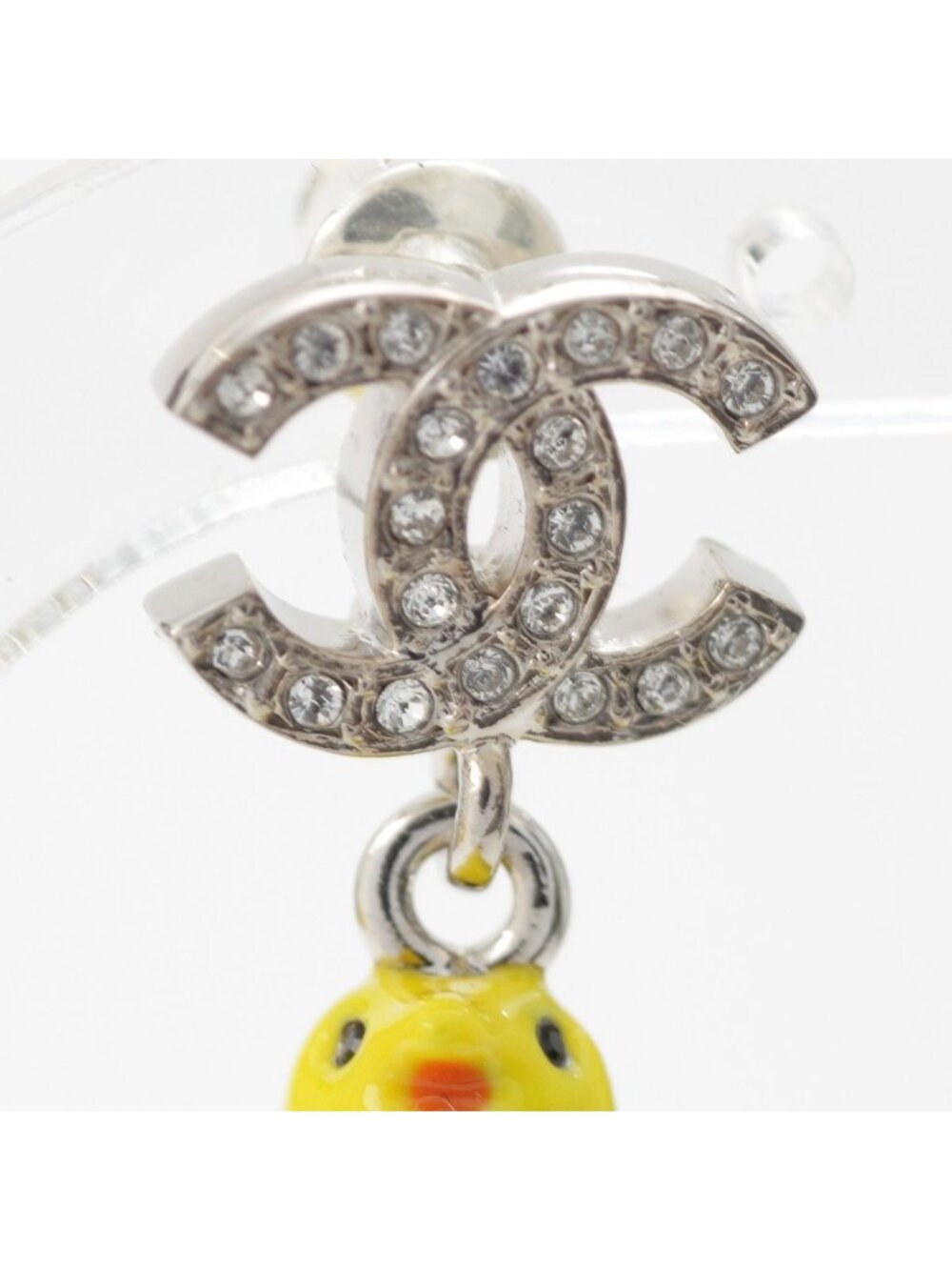 Chanel Chick CC Logo Earrings Yellow - Picture 4 of 10